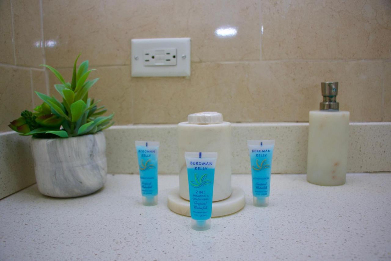 Comfort Homes Кингстон Экстерьер фото
